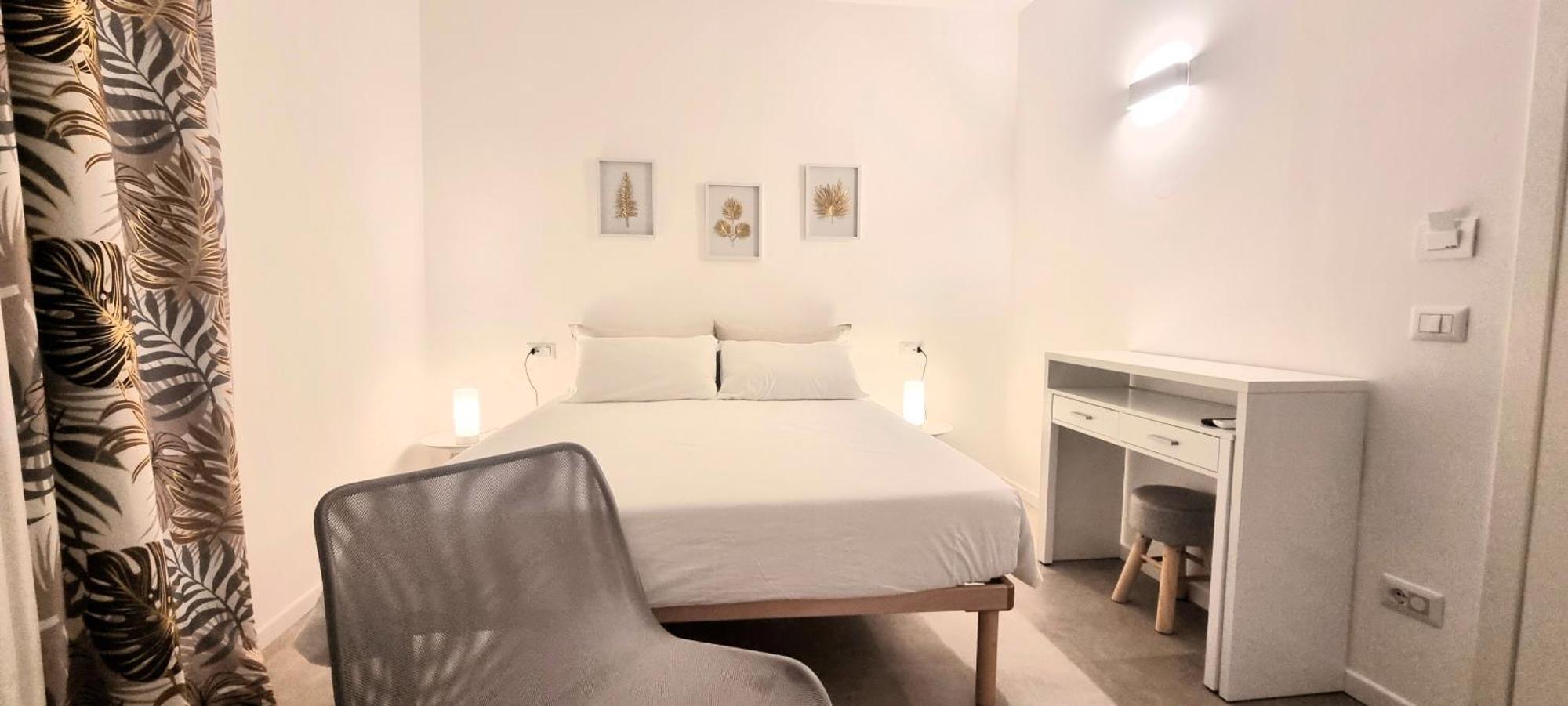 Anthias Rooms Affittacamere Porto San Paolo  Exteriör bild